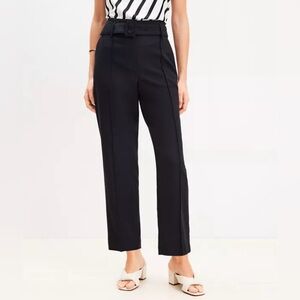 Loft Tall Pintucked Belted Slim Pants in Twill. Size 8. Black.